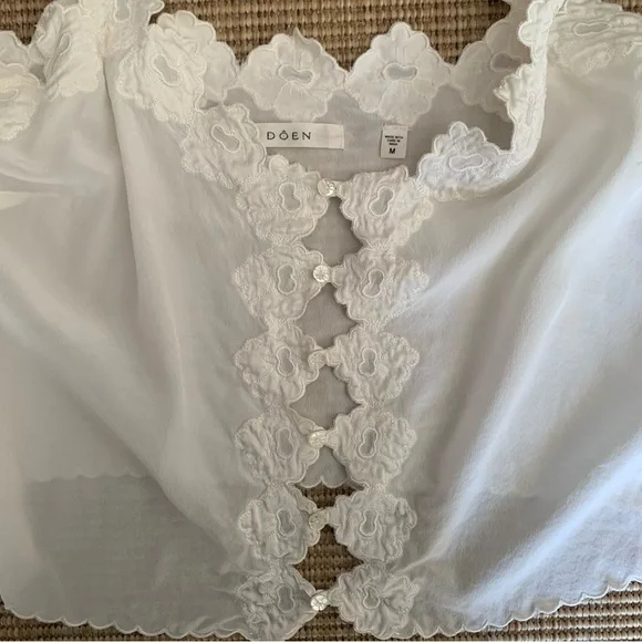 Doen Flores Silk Scalloped Button V Neck Cami Camisole Tank Blouse Top Salt - Picture 7 of 10